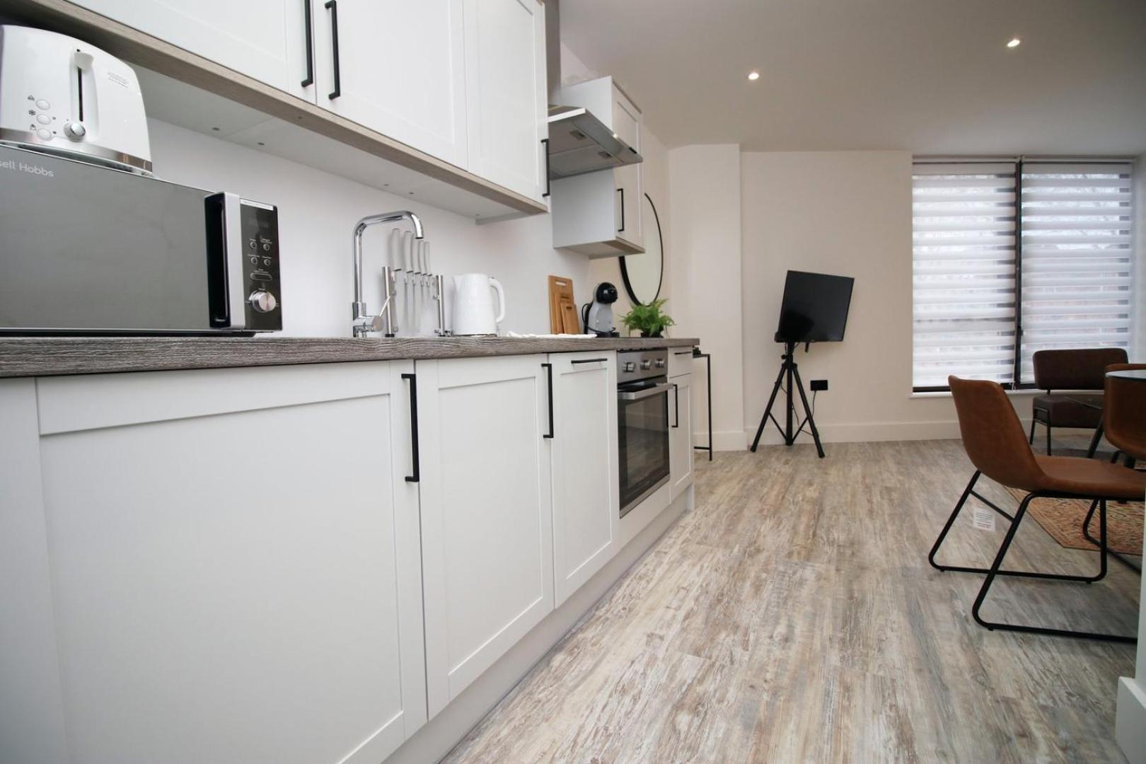 2 Bedroom With Free Parking سويندون المظهر الخارجي الصورة